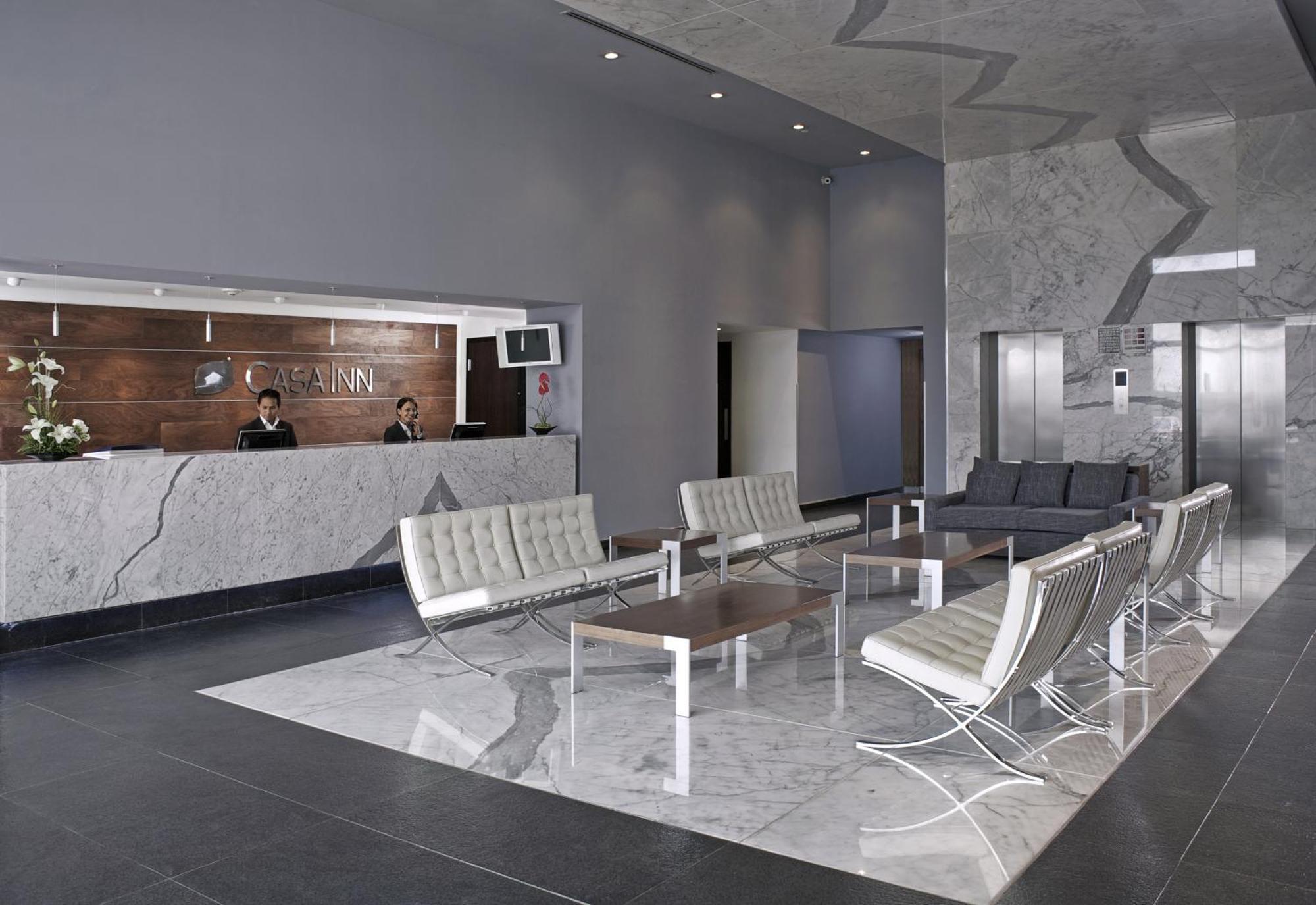 Casa Inn Premium Hotel Queretaro Miranda Esterno foto Lobby