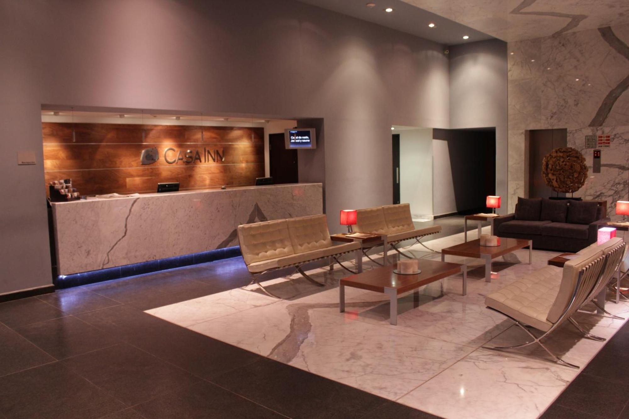 Casa Inn Premium Hotel Queretaro Miranda Esterno foto The lobby of the C-Jet terminal