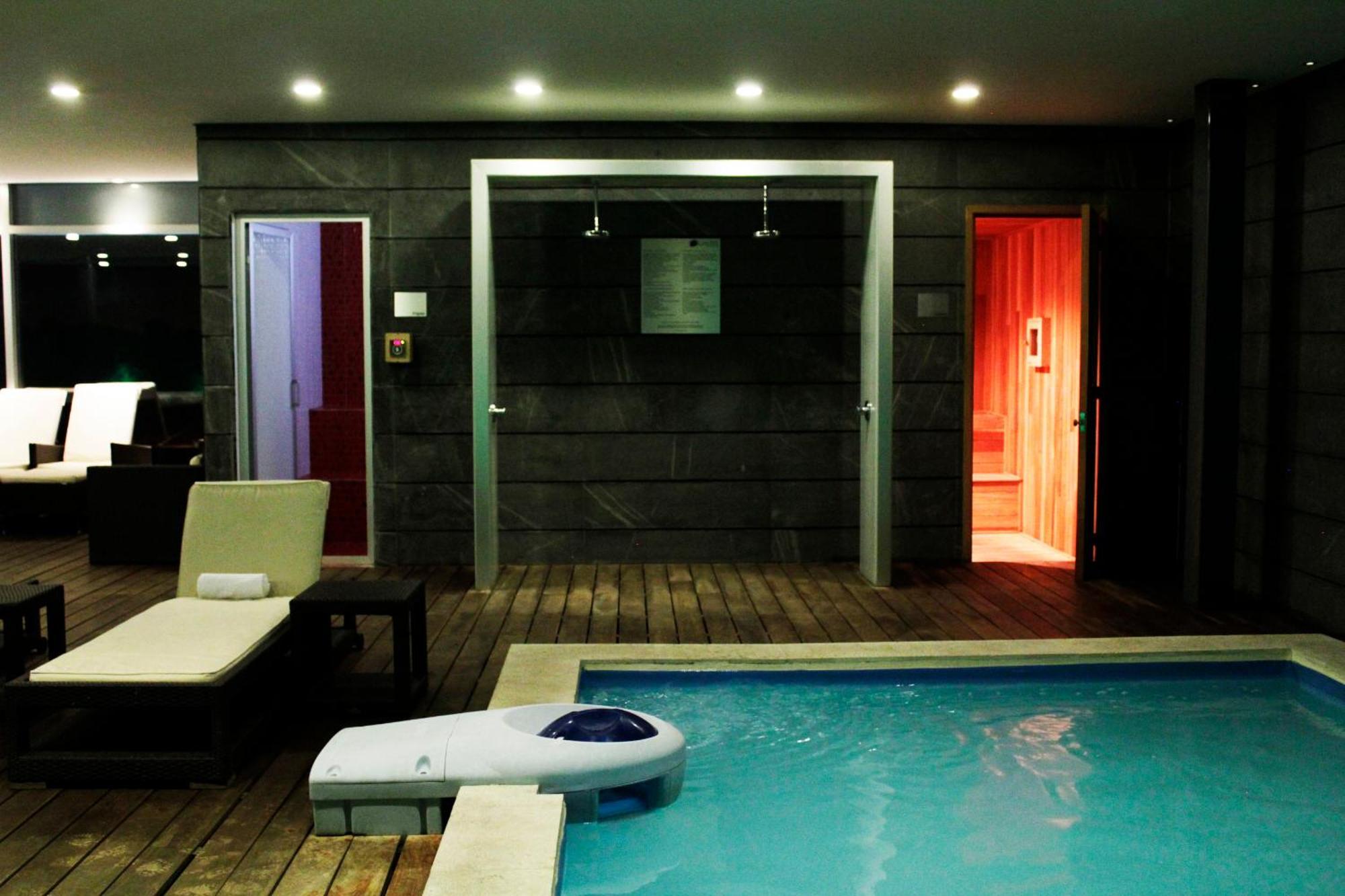Casa Inn Premium Hotel Queretaro Miranda Esterno foto The spa at the hotel